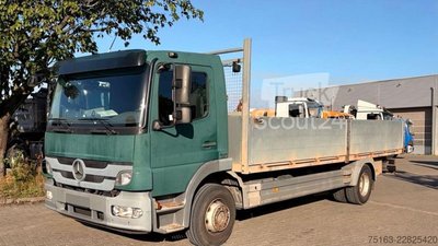 LKW mit Pritsche (offen) MERCEDES-BENZ Atego 1226 L 4x2 Pritsche Gerüstbaupritsche gebraucht