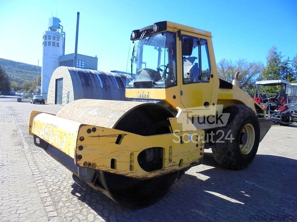 Einzelwalze Bomag BW 213 D-4 gebraucht