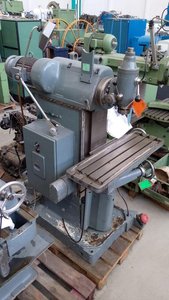 Werkzeugfräsmaschine Fräsmaschine SINN