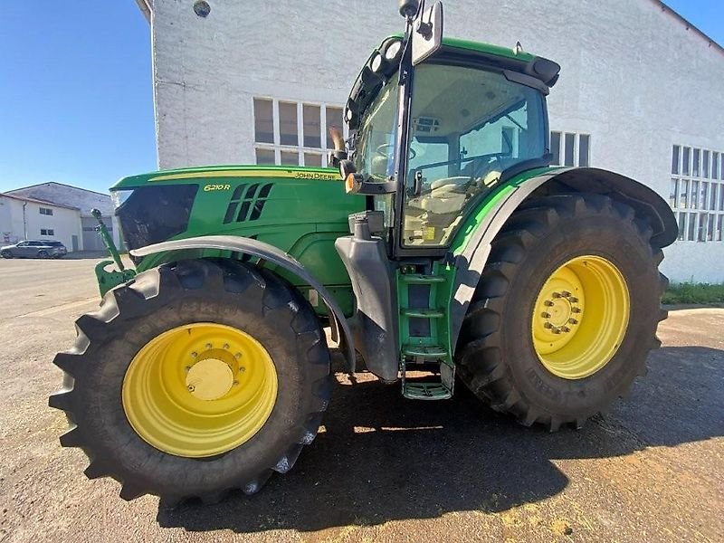 John Deere 6210 R