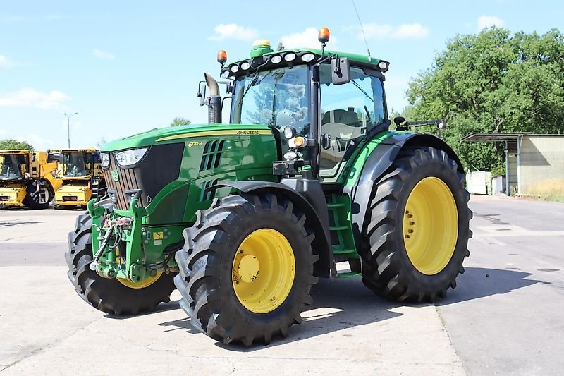John Deere 6170R.GPS