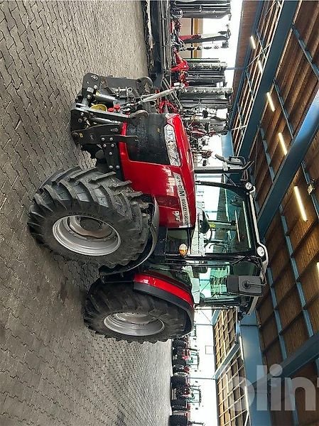 Massey Ferguson MF 4710 M Dyna-2