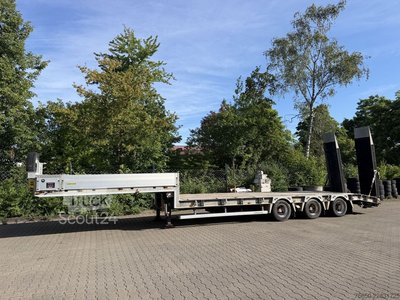 Tieflader-Sattelauflieger Humbaur HTS30  3 Achs Satteltieflader, wenig benutzt gebraucht