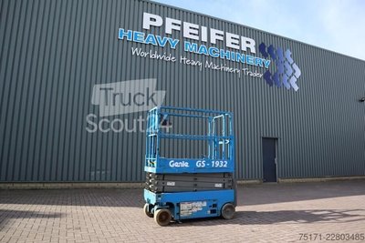 Scherenhebebühne Genie GS1932 Electric, Working Height 7.8 m, 227kg Capac gebraucht