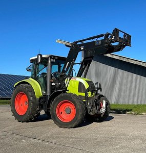 Claas Arion 520