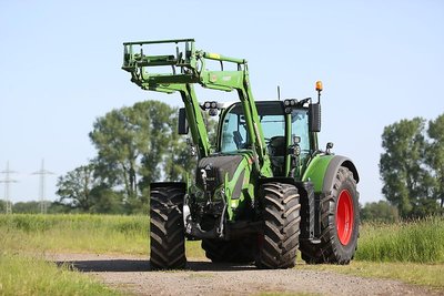 Fendt Fendt 724 Vario S4 Profi Plus