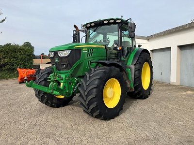 John Deere 6155R
