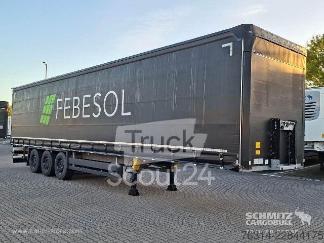Auflieger mit Pritsche & Plane Schmitz Cargobull Curtainsider Standard Getränke gebraucht