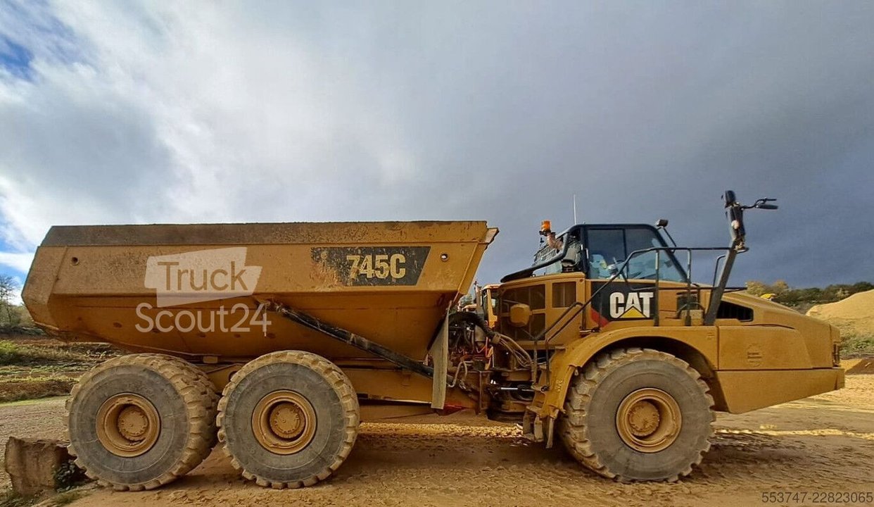 Muldenfahrzeug Caterpillar 745 C gebraucht