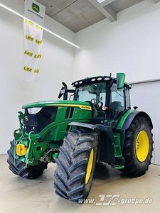 John Deere 6R 195