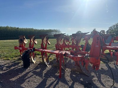 Kuhn VM 122-5
