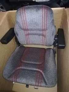 PILOT FAHRERSITZ