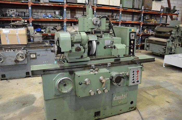 Cylindrical grinding machines DANOBAT M50