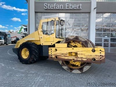 Einzelwalze Bomag BW 225 D-3 / 2001 / nur 3.824h! / Variocontrol gebraucht