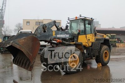 Radlader KOMATSU WA320PZ-6 - Motorschaden - Nr.: 245 gebraucht