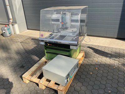 2011 Kosy 3 CNC-Fräsmaschine