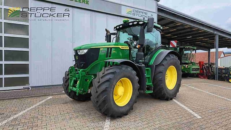 John Deere 6R 250
