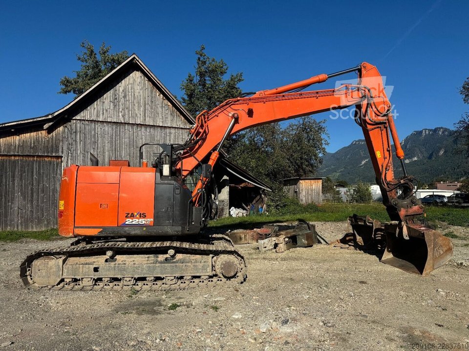 Kettenbagger HITACHI ZX 225 USRLC-6 gebraucht
