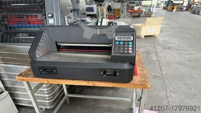 Pandway E3304 cutting machine