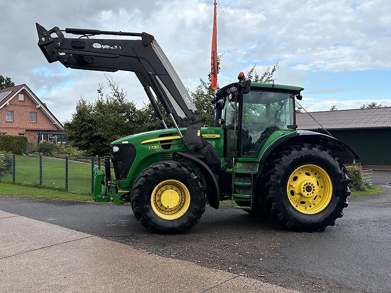 John Deere 7730