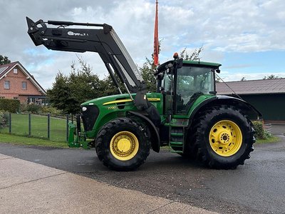 John Deere 7730
