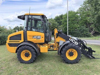 JCB JCB 409 AGRI STUFE V