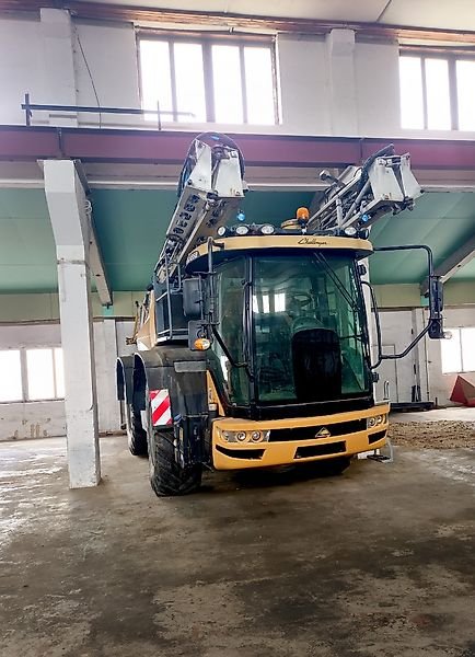 Challenger Selbstfahrspritze Challanger Rogator 655B GPS