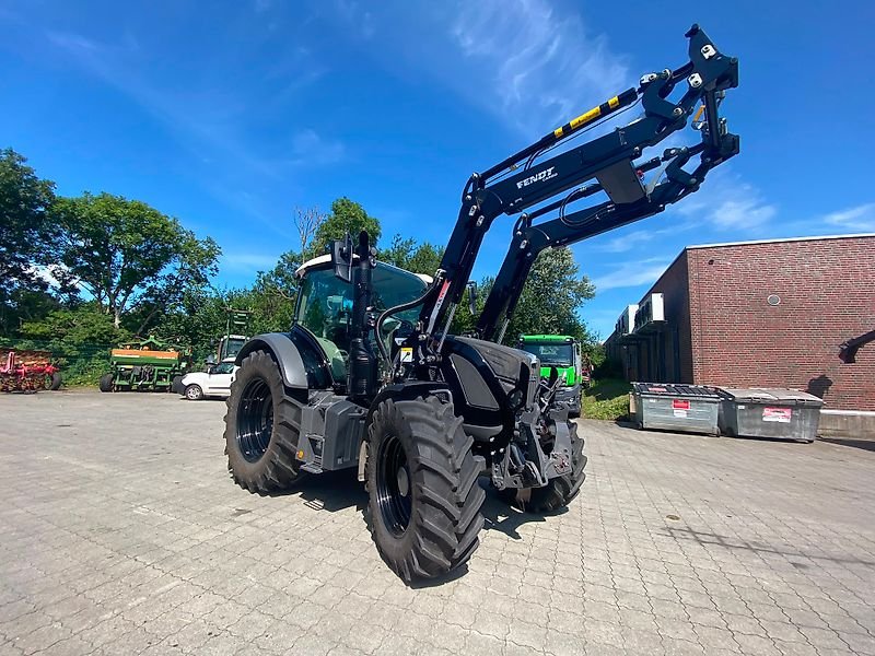 Fendt 513 Vario S4