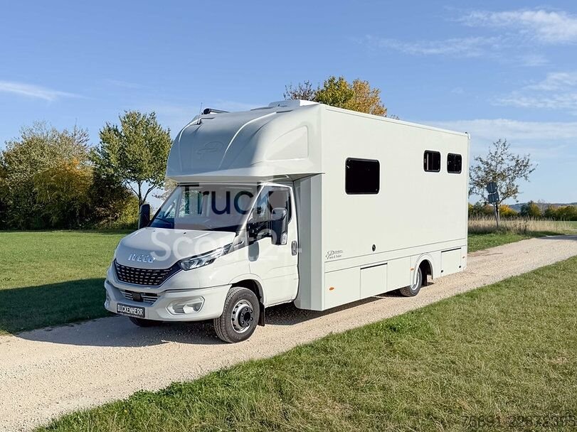 Viehtransporter Iveco Daily Pferdetransporter 210 PS Automatik Klima gebraucht