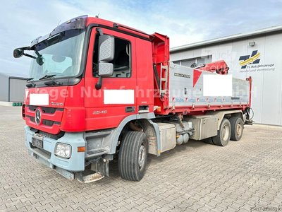 Dreiseitenkipper LKW MERCEDES-BENZ Actros 2546 L 6x2 mit Kran & Funk*EURO5* gebraucht