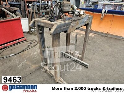 Autokran Kinshofer KM 312-V-1100 Palettenzange gebraucht