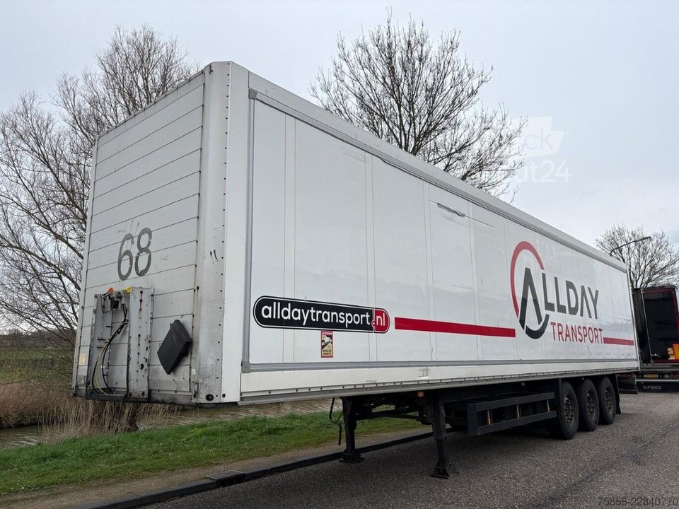 Koffer Schmitz SKO 24 3-Axle Box / SAF Axles / Discbrakes / Li... gebraucht