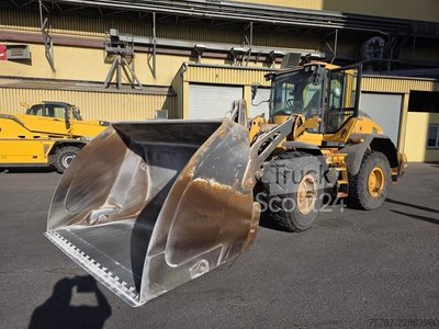 Radlader VOLVO L90H Radlader 4x4 Klima, Schnellwechsler gebraucht