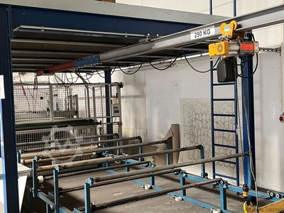 KAEV Automatic Hydraulic Die Cutting System