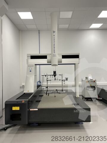 Mitutoyo CRYSTA Apex 122010 mit REVO-2 System