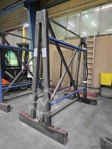Metallbauer Glas-Gestell
