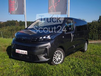 Kleinbus Peugeot Traveller Active L2 Diesel 180 EAT8 gebraucht