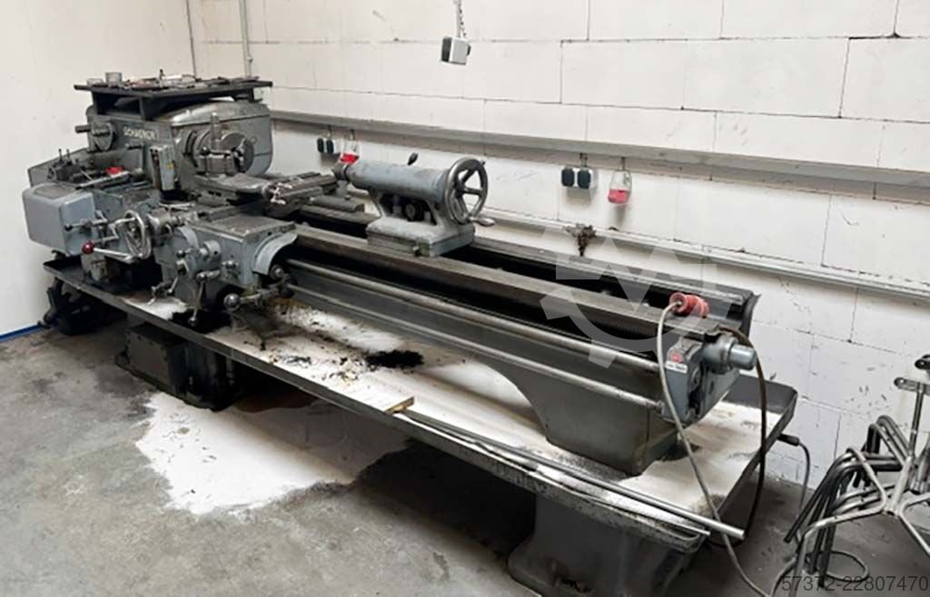 Schaerer Leit- und Zugspindeldrehmaschine