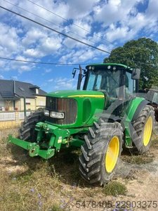 John Deere 6520
