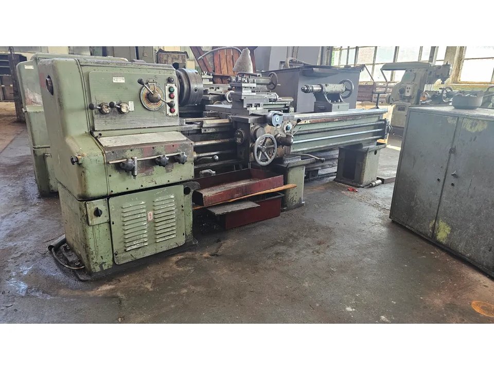 Getriebemotor-Drehbank