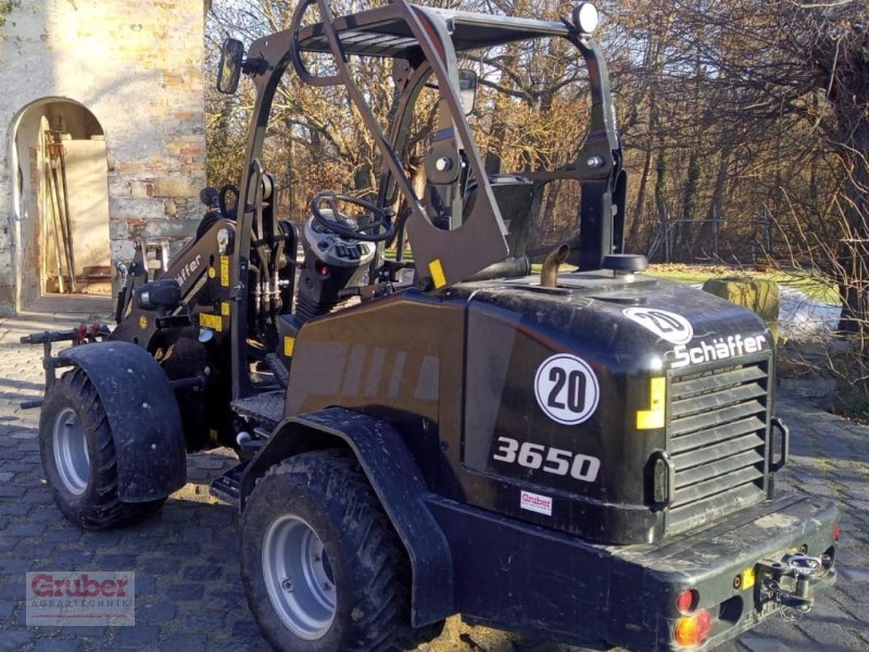 Schäffer 3650 Black Edition Hoflader