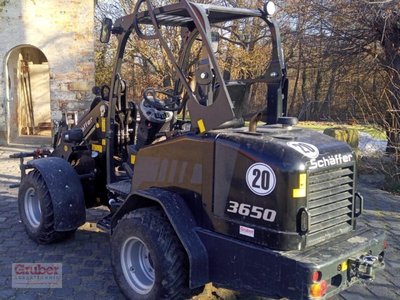 Schäffer 3650 Black Edition Hoflader