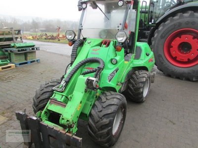 Avant 755i Hoflader