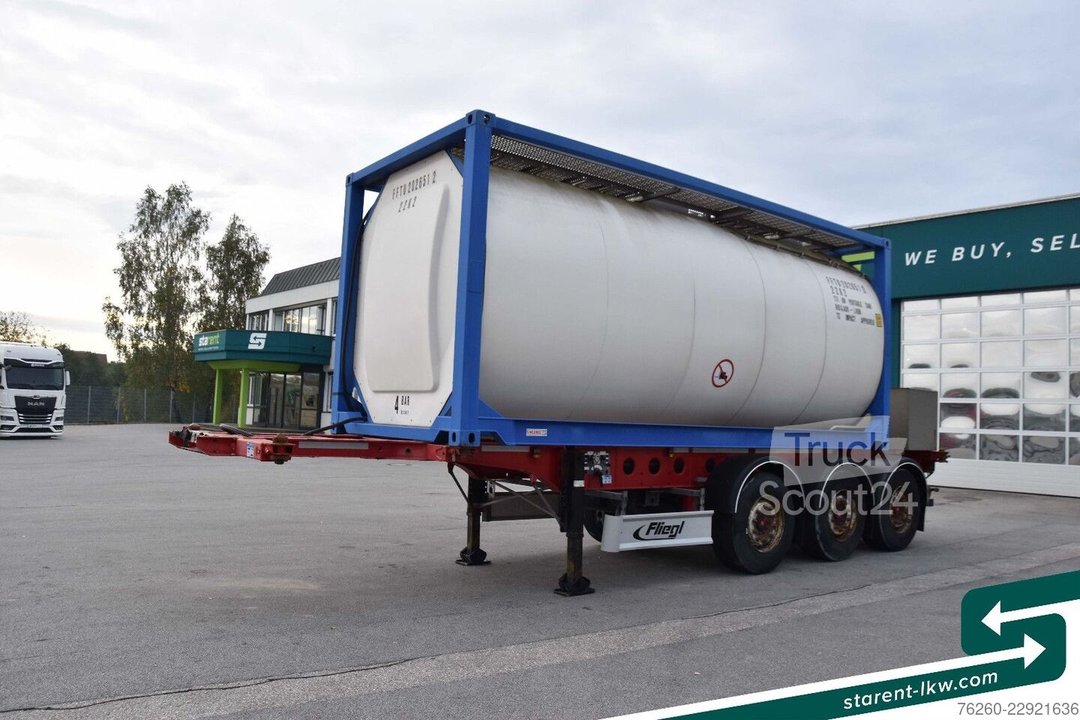 FLIEGL Containerchassis light + Singamas Tank SAF gebraucht