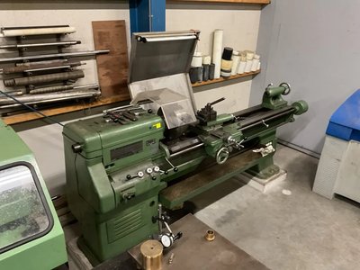 Tos C40-1500 Zentraldrehbank