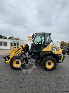 Komatsu WA90-6