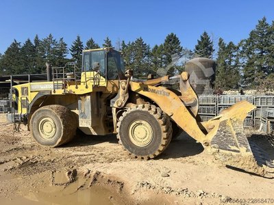 Komatsu WA600-6