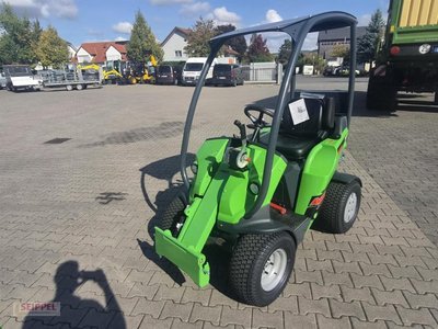 Avant 225-3 Hoflader