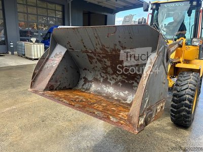 Volvo Hochkippschaufel 1500 mm für L30/35 gebraucht