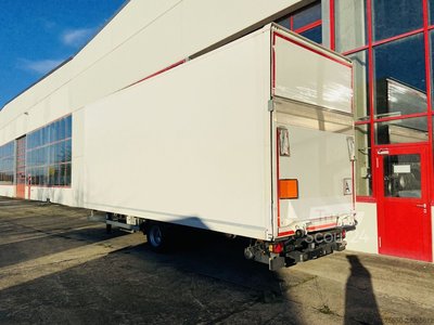 Ackermann Z-KA-F10.5/7,5  1 Achs Kofferanhänger mit Ladebordwand 10,5 t GG gebraucht
